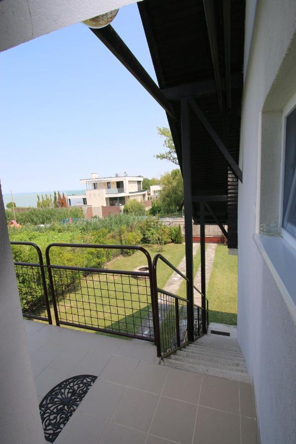 Nefelejcs Villa Zamardi Luaran gambar